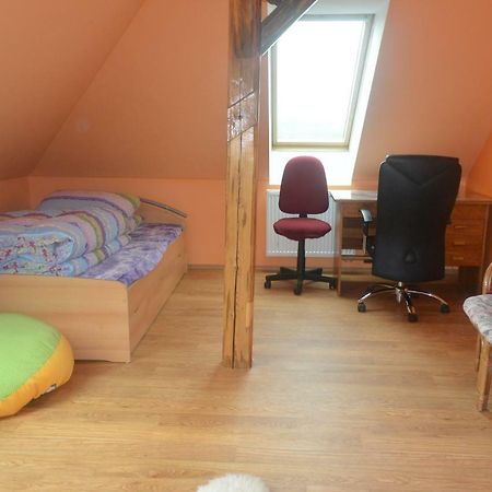Rodinne Ubytovani - Family Accommodation Kobylice Εξωτερικό φωτογραφία
