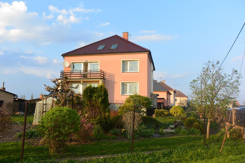 Rodinne Ubytovani - Family Accommodation Kobylice Εξωτερικό φωτογραφία